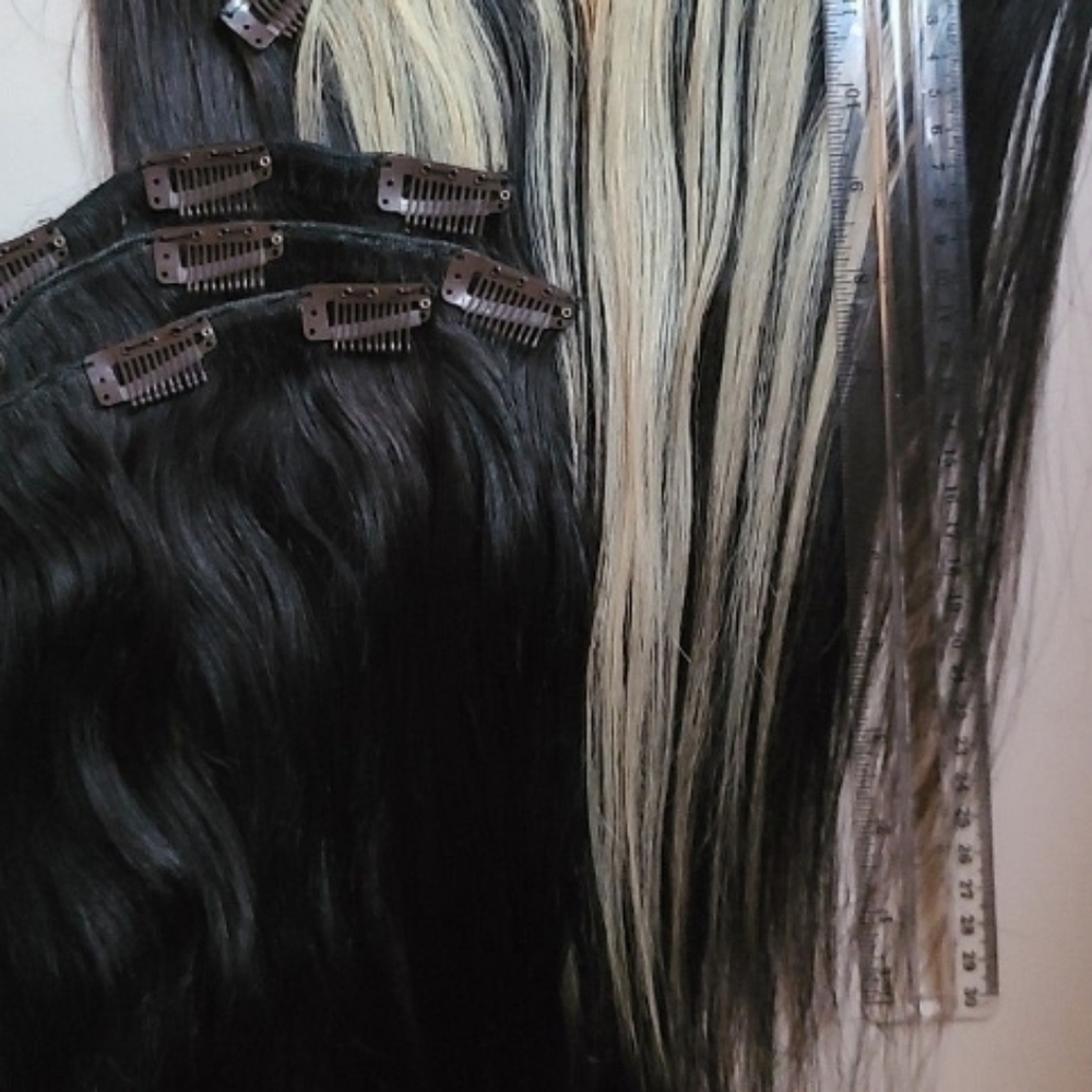 18 inch brand new color black with a hint of blonde